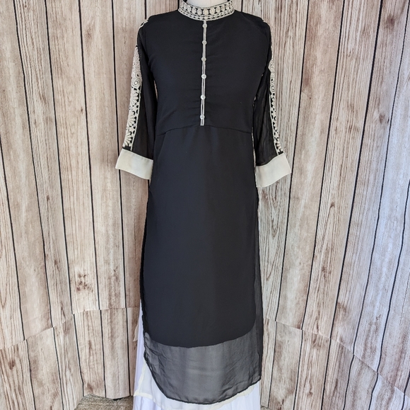 Black & White Kurta | Indian dress | Boho - Picture 1 of 11
